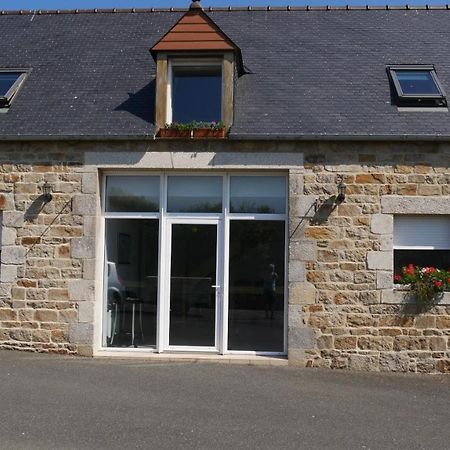 Bed and Breakfast La Ferme Guibel Plouzélambre Exterior foto